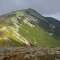 Trekking Syvulia Mountain, 2 Days Package