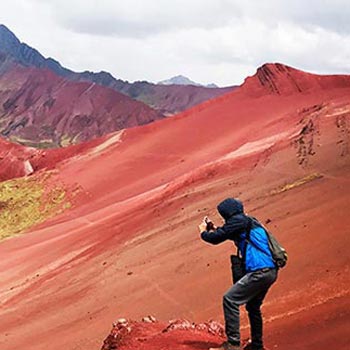 Rainbow Mountain & Red Valley 2 Days Hike Package