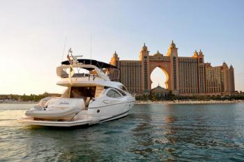 Dubai Luxury Yacht Package