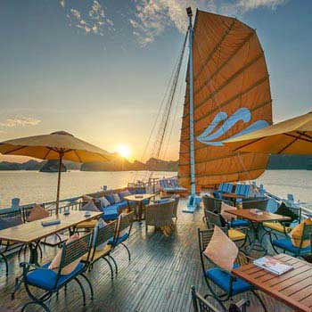 SUNSET COCKTAIL AND DINNER ON EMPEROR NHA TRANG CRUISE PACKAGE