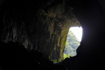 4d Mulu Show Caves & Pinnacles
