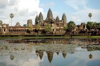 Angkor Wat & North Vietnam Tour