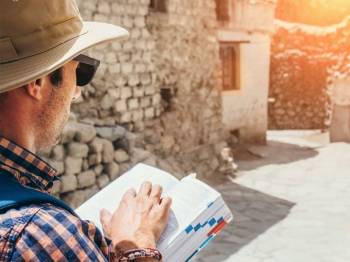 Local Tour Guide Local Tour Guide