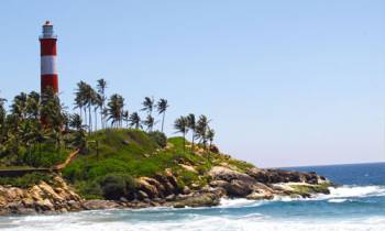 Kerala Tour Packages Deluxe Package