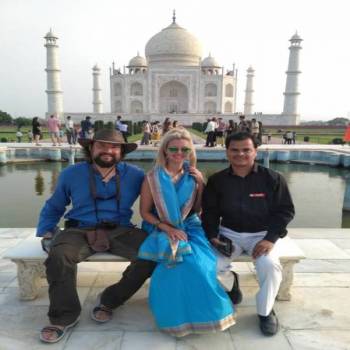 Taj Mahal Same Day Tour By Car