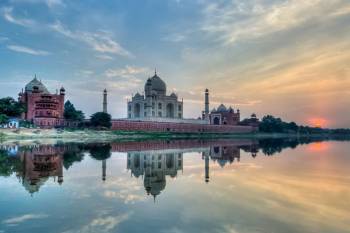 Same Day Taj Mahal Tour By Gatimaan Train