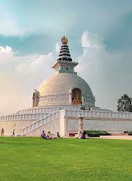 Varanasi Bodhgaya Rajgir Patna Kushinagar Ayodhya Tour Package 7 Days with Tamil guide