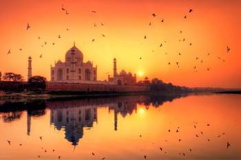 Sunrise Taj Mahal Tour By Car From Delhi | Hello Tour Packages