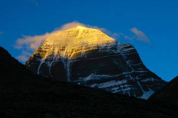Kailash Yatra By Helicopter from Lucknow Tour