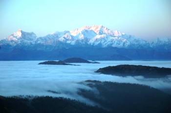 02 Nights & 03 Days Sandakphu Tour