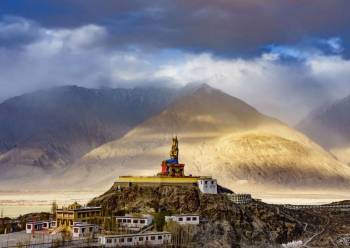 Devine Land - Ladakh Tour