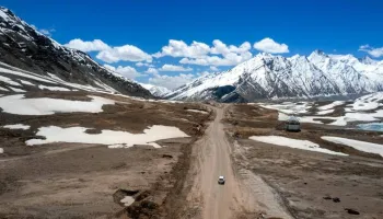 Hampta Pass Trek - Valley Of Contrasts 5 Days Tour