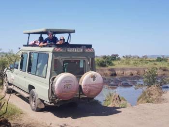 6 days Serengeti Migration Safari | Mara River Crossing Tour Packages