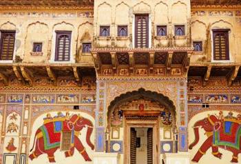Rajasthan Tour With Khajuraho And Varanasi