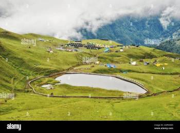 Bedni Bugyal and Ali Bugyal Trek