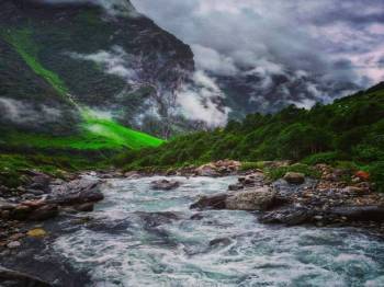 Long Trip to Kashmir 08 Nights 09 Days 03 Star Based upon 06 Pax Minimum