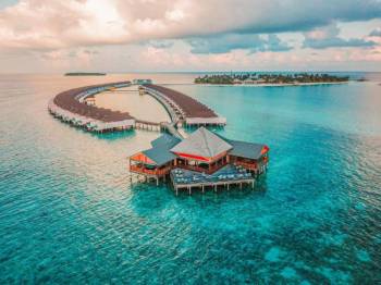 Mesmerizing Maldives With Holiday Inn Kandooma 4 Nights - 5 Days Tour