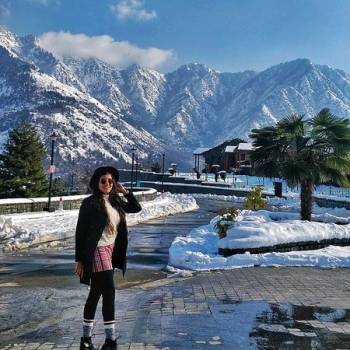 Winter Kashmir Tour 5 Night 6 Days