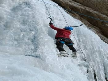 Daily Activities - Ice Climbing 1 Day Tour