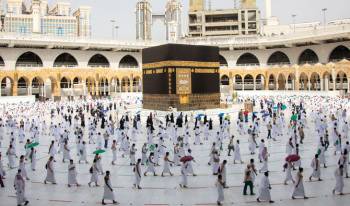 Semi Deluxe Umrah Package 29 Days