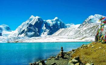 Mesmerising Himalayas - Gangtok - Lachung - Darjeeling 7D Tour