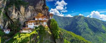 Discover Bhutan - 17 Day Journey From East To West Tour