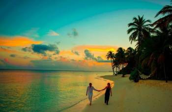 4 Nights - 5 Days Maldives Honeymoon Package