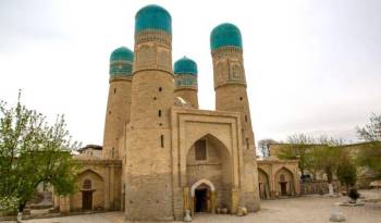 Explore historical Uzbekistan
