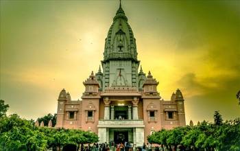 8D Varanasi - Ayodhya - Indore - Omkareshwara - Ujjain Tour