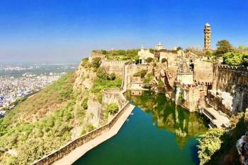 4 Nights Udaipur - Chittorgarh Tour