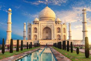 Same Day Taj Mahal & Agra Fort Tour By Gatimaan Train From Delhi