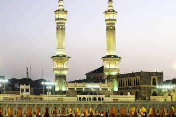 15 Days Umrah Semi Deluxe Package From Patna