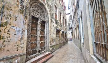 4 Nights 5 Days in Stone Town Tour Package