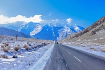 4 Nights 5 Days Leh - Nubra - Pangong Tour