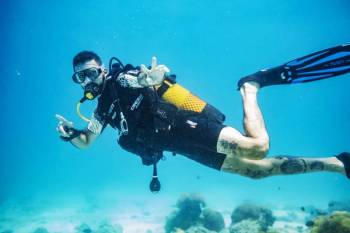 Scubar Diving Zanzibar
