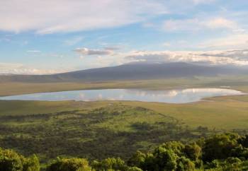 3-Day Ngorongoro Crater - Tarangire Escape Tour