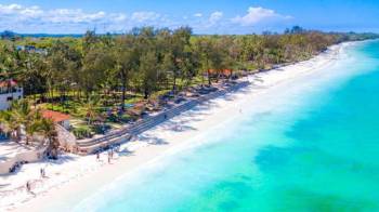 15D Kenya Bush - Beach Journey - Treetops - Sweetwaters - Mara - Mombasa Tour