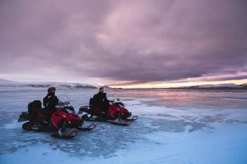 Frozen Frontiers - Arctic Svalbard Expedition Tour