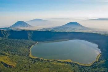 A Thrilling Journey To The Rift Valley’s Lakes And Escarpments Tour
