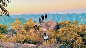 2D Pachmarhi Deluxe Trip Package 2 Guest