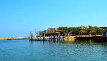 Madurai to Pondicherry Grand Luxury Coach Tour (1 Night / 2 Days)Vehicle: Luxury Coach / Volvo/Scani