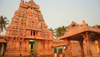 3-Day Luxury Pilgrimage Itinerary: Madurai to Thondainattu Thirupathigal 10+1 Seater Luxury CARAVAN