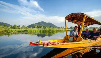 3N - 4D Kashmir Tour Package