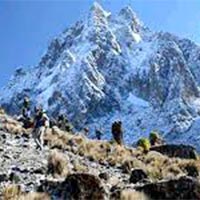 6 Days Mount Kenya Climbing Naromoru Out Chogoria Tour