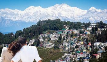 Honeymoon Tour Package of Darjeeling
