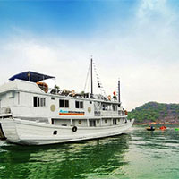 Halong bay on Alova GOld Cruise 2days 1night