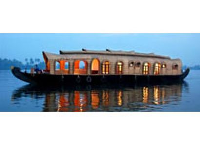 Kochi - Munnar - Thekkady - Alleppey (Houseboat) - Kochi Tour