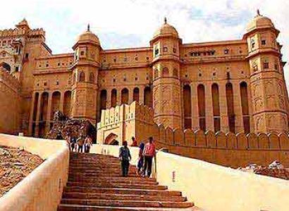 Luxury 15 Days Golden Triangle with Varanasi Package