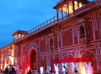 Romantic Weekend In Pink City Tour