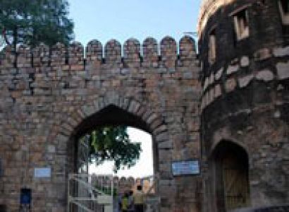 Dharsan of Orchha-Khajuraho Tour